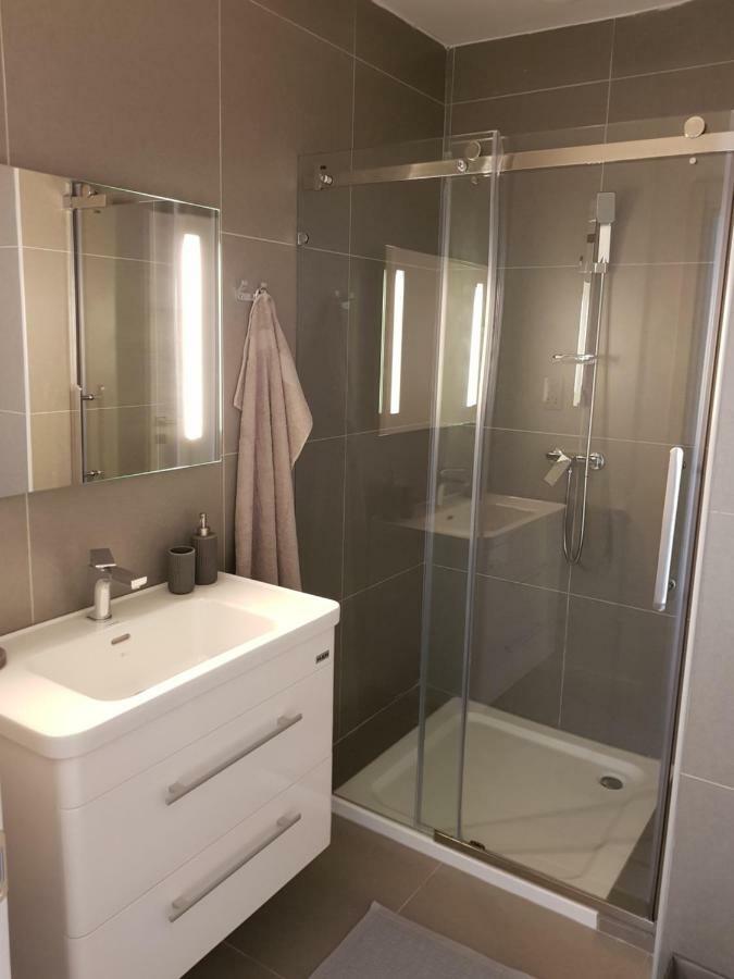 Duplex Maisonette With Heated P-Pool And Jacuzzi St. Julian's Exterior foto